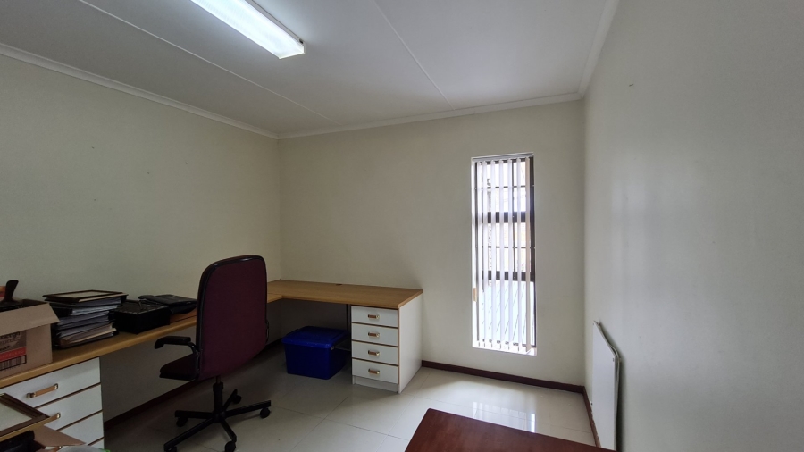 3 Bedroom Property for Sale in Dana Bay Western Cape